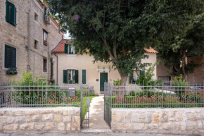 Отель Vila Ora  Сплит